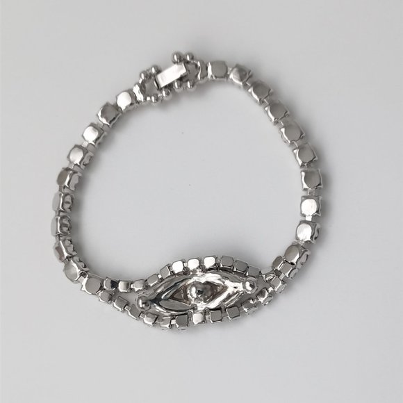 Vintage Rhinestone Necklace, Bracelet and Pin. Clear Stones Silver Tone Settings - Picture 9 of 10